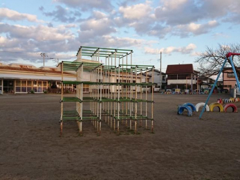 ���ӊ��@�N�Îs���v�ەۈ牀 �k��11���B 810m