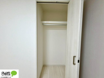 ���[�@���ꂼ��̂������Ɏ��[�X�y�[�X������̂Ńv���C�x�[�g�ȉו����g�߂ɒu�����Ƃ��ł��܂��B