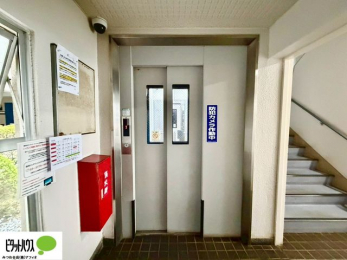 ���̑��@�G���x�[�^�[