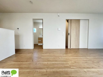 ���̑��@�Ƒ��݂�Ȃ�������肭�낰��L�X�Ƃ����P�T���ȏ�̃��r���O�ł��B