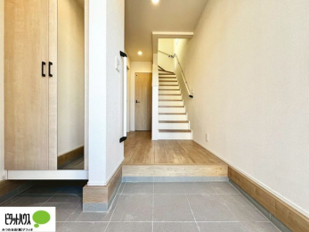 ���ց@�V���[�Y�{�b�N�X�ɂ́A�g�����Ȃ݃`�F�b�N���ł���S�g�~���[�t���I