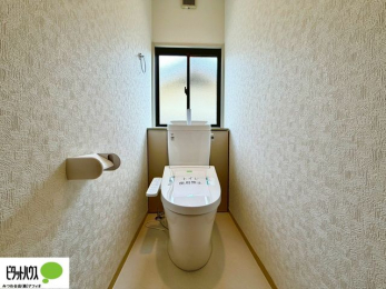 �g�C���@1�E2�K�E�H�V�����b�g�g�C�������B