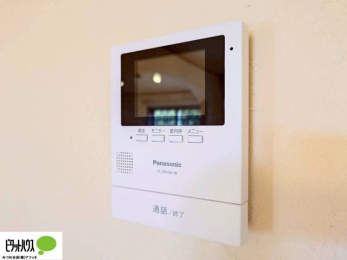 ���̑��@������Ԃ����S��TV���j�^�[�t���C���^�[�z��