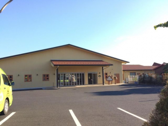 ���ӊ��@�y�C�����c�t�� �k��9���B 660m