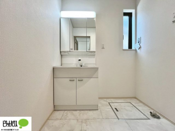 ���ʑ�E���ʏ��@�{�H��ʐ^�@�g���₷���V���v���Ȑ��ʉ��ϑ�B�����̎x�x�͂�������n�܂�܂��B