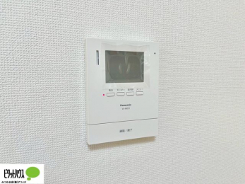 ���̑��@������Ԃ����S��TV���j�^�[�t���C���^�[�z��