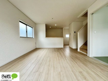 ���r���O�@���r���O����̓L�b�`���ɂ���}�}��p�p��������̂ŁA���q�l���V�񂾂�x�񂾂���S���ĉ߂������Ƃ��ł��܂��B