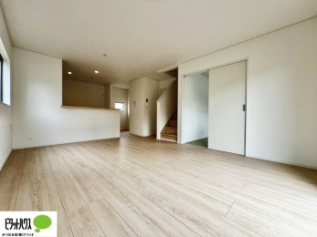 ���r���O�@�l�C�̑ΖʃL�b�`���ŉƑ��݂�Ȃ������ꏏ�B