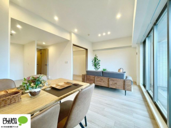 ���̑��@���r���O