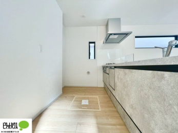 �L�b�`���@�Ƒ��Ƃ��b���Ȃ���y���������ł���J�E���^�[�L�b�`��