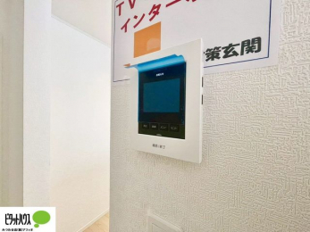 ���̑��@������Ԃ����S��TV���j�^�[�t���C���^�[�z��