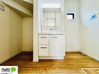 ���ʑ�E���ʏ��@�{�H��ʐ^�@�g���₷���V���v���Ȑ��ʉ��ϑ�B�����̎x�x�͂�������n�܂�܂��B