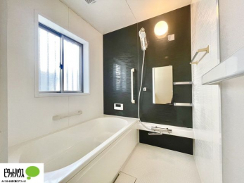 �����@1���̔�����������x���̓��͂��q�l�Ƃ̃R�~���j�P�[�V�����̏�Ƃ���