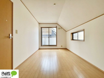 �Q���@�o���R�j�[�ւƑ������邢�����B