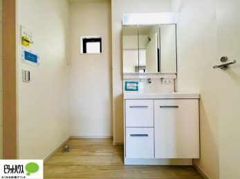 ���ʑ�E���ʏ��@�{�H��ʐ^�@�g���₷���V���v���Ȑ��ʉ��ϑ�B�����̎x�x�͂�������n�܂�܂��B