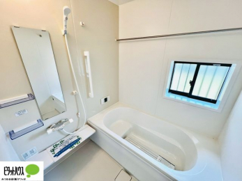 �����@�{�H��ʐ^�@�����̔�������Ă���闁���͍L�X�������B�x���͂��q�l�ƈꏏ�ɗV�тȂ������܂��ˁB