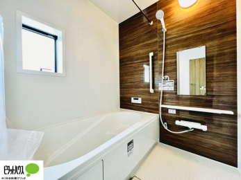 �����@�{�H��ʐ^�@�L�X�o�X���[���ň���̔��������������܂��B