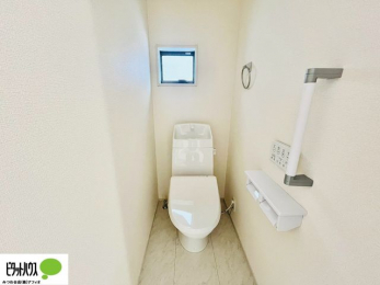 �g�C���@�{�H��ʐ^�F�����Ȑ��@�\�t�������V�����[�g�C��