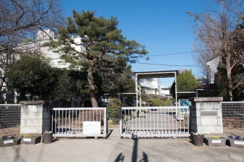 ���ӊ��@���s������ꏬ�w�Z �k��14���B 1120m