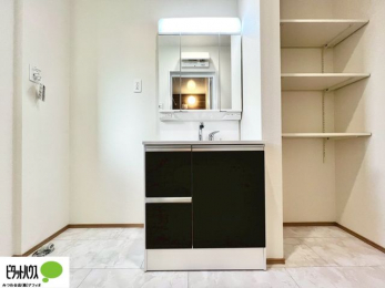 ���ʑ�E���ʏ��@�{�H��ʐ^�@�g���₷���V���v���Ȑ��ʉ��ϑ�B�����̎x�x�͂�������n�܂�܂��B