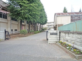 ���ӊ��@�s���s���C���䒆�w�Z �k��9���B 700m