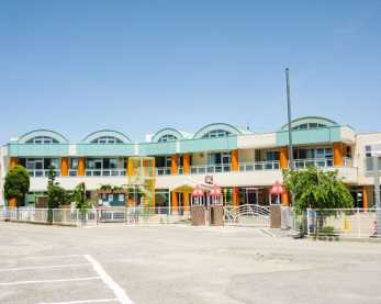 ���ӊ��@���̎q�ۈ牀 �k��4���B 300m