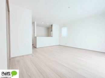 ���r���O�@���r���O����̓L�b�`���ɂ���}�}��p�p��������̂ŁA���q�l���V�񂾂�x�񂾂���S���ĉ߂������Ƃ��ł��܂��B