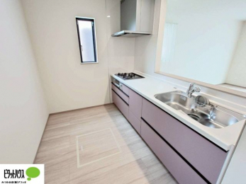 �L�b�`���@�V�z�Ȃ�ł͂̃s�J�s�J�̃L�b�`���͖����̂��������y�������Ă���܂��ˁB