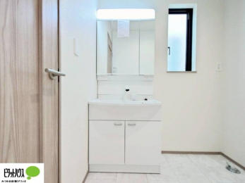 ���ʑ�E���ʏ��@�g���₷���V���v���Ȑ��ʉ��ϑ�B�����̎x�x�͂�������n�܂�܂��B