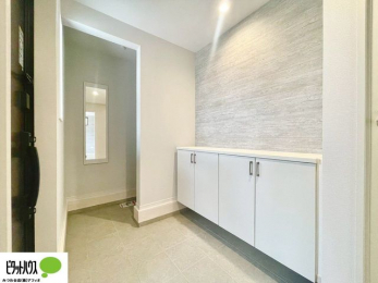 ���ց@�A�E�g�h�A�p�i��x�r�[�J�[�A�K�[�f�j���O�̓���Ȃǂ����[���Ă����̂ɂ��֗��ȃV���[�Y�C���N���[�N