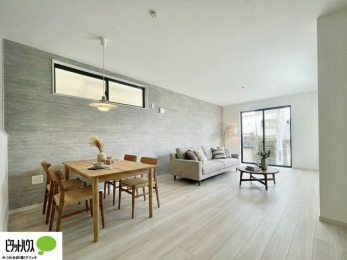 ���r���O�@���Ƌ�E���x�i�̓��C�A�E�g���C���[�W�������̂ŁA��������ۏ؂�����̂ł͂���܂���B