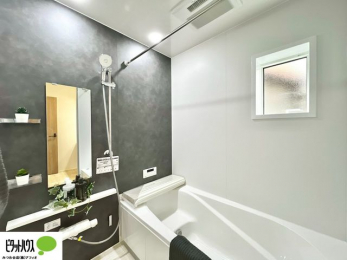 �����@�����������F���̗����ŁA1���̔��������������Ă��������B