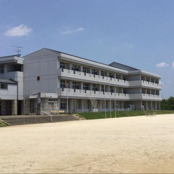 ���ӊ��@�s���s�������J���w�Z �k��8���B 600m