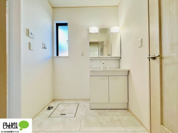 ���ʑ�E���ʏ��@�{�H��ʐ^�@�g���₷���V���v���Ȑ��ʉ��ϑ�B�����̎x�x�͂�������n�܂�܂��B