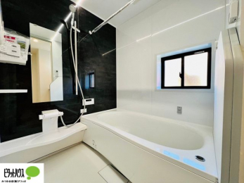 �����@�{�H��ʐ^�@�����̔�������Ă���闁���͍L�X�������B�x���͂��q�l�ƈꏏ�ɗV�тȂ������܂��ˁB