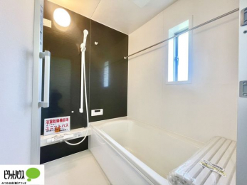 �����@�{�H��ʐ^�F1���̔�����������x���̓��͂��q�l�Ƃ̃R�~���j�P�[�V�����̏�Ƃ���