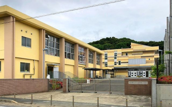 ���ӊ��@�؍X�Îs��/�؍X�Ñ�O���w�Z �k��8���B 600m