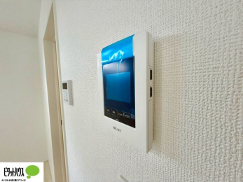 ���̑��@������Ԃ����S��TV���j�^�[�t���C���^�[�z��