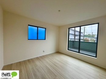 �Q���@�o���R�j�[�ւƑ������邢�����B