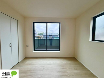 �q�������@�w�т̎��Ԃ��V�Ԏ��Ԃ���؂ɂł���q�ǂ������B�Ƌ�̔z�u�����₷���V���v���Ȑ݌v�ŁA�������K�Ɏg���܂��B