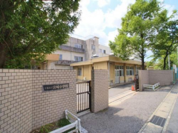 ���ӊ��@��t�s���{�菬�w�Z �k��9���B 670m