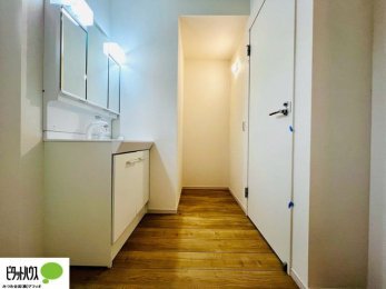 ���ʑ�E���ʏ��@�{�H��ʐ^�@�g���₷���V���v���Ȑ��ʉ��ϑ�B�����̎x�x�͂�������n�܂�܂��B