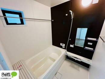 �����@�{�H��ʐ^�@�����̔�������Ă���闁���͍L�X�������B�x���͂��q�l�ƈꏏ�ɗV�тȂ������܂��ˁB