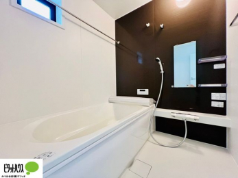 �����@�{�H��ʐ^�@�����̔�������Ă���闁���͍L�X�������B�x���͂��q�l�ƈꏏ�ɗV�тȂ������܂��ˁB