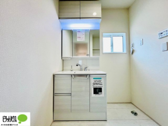 ���ʑ�E���ʏ��@�{�H��ʐ^�@�g���₷���V���v���Ȑ��ʉ��ϑ�B�����̎x�x�͂�������n�܂�܂��B