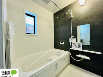 �����@�{�H��ʐ^�@�����̔�������Ă���闁���͍L�X�������B�x���͂��q�l�ƈꏏ�ɗV�тȂ������܂��ˁB