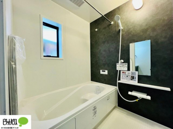 �����@�{�H��ʐ^�@�����̔�������Ă���闁���͍L�X�������B�x���͂��q�l�ƈꏏ�ɗV�тȂ������܂��ˁB