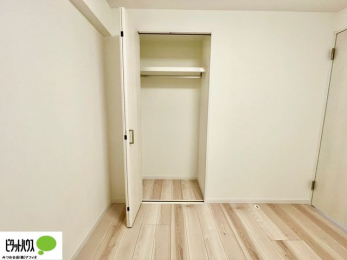 ���[�@���ꂼ��̂������Ɏ��[�X�y�[�X������̂Ńv���C�x�[�g�ȉו����g�߂ɒu�����Ƃ��ł��܂��B