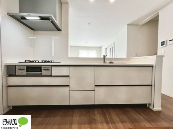 �����@�{�H��ʐ^�@�����̔�������Ă���闁���͍L�X�������B�x���͂��q�l�ƈꏏ�ɗV�тȂ������܂��ˁB