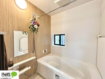 �����@�{�H��ʐ^�@�����̔�������Ă���闁���͍L�X�������B�x���͂��q�l�ƈꏏ�ɗV�тȂ������܂��ˁB